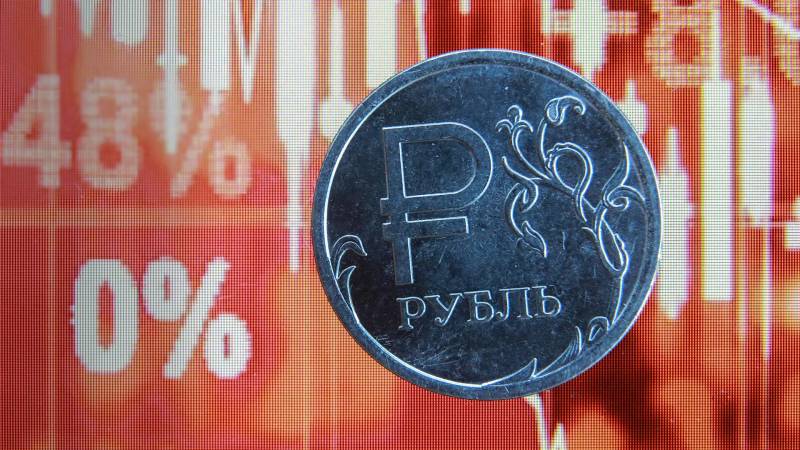 Экономист: обвал рубля — шанс избежать повторения ошибок 90-х